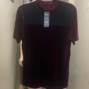 Acer Men's Short Sleeve Velvet Tee - Black and Burgundy